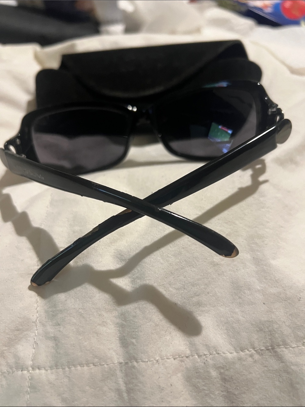 ALFRED SUNG Women's Black Rectangle Sunglasses - Picture 4 of 8